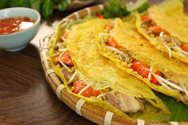 Vietnamese Pancake - impressive snacks in Hanoi